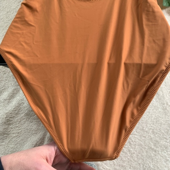 Aerie one-piece strapless swimsuit - Picture 8 of 9